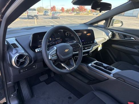 New 2026 Chevrolet Equinox EV LT w/ Comfort Package image 11
