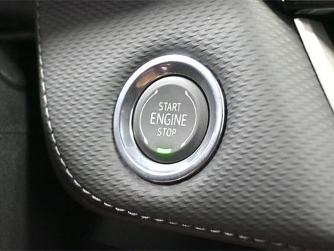 New 2026 Chevrolet Equinox LT w/ Convenience Package II image 21