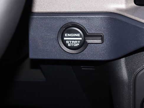 New 2025 Ford Bronco Outer Banks w/ Sasquatch Package image 19