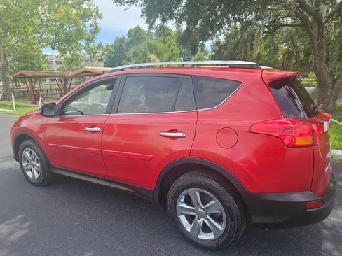Used 2015 Toyota RAV4 XLE AWD/4WD image 1