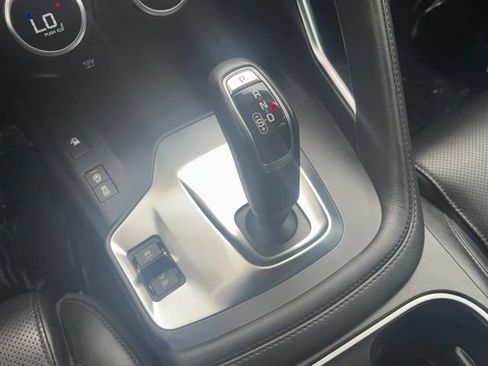 Used 2020 Jaguar E-PACE SE AWD/4WD image 19