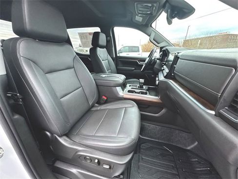 Used 2022 GMC Sierra 1500 SLT w/ SLT Premium Package image 28