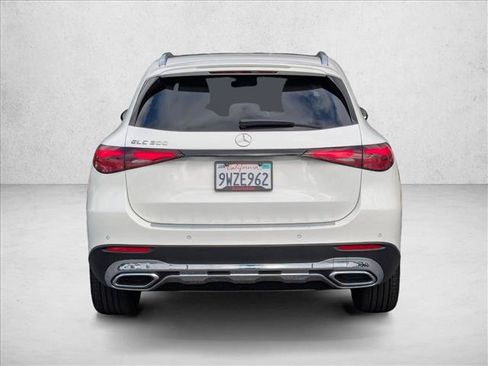 Certified 2026 Mercedes-Benz GLC 300 image 7