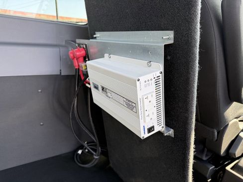 Used 2019 Ford Transit 150 XLT image 23