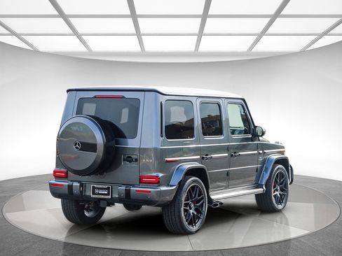 Certified 2019 Mercedes-Benz G 63 AMG 4MATIC image 4