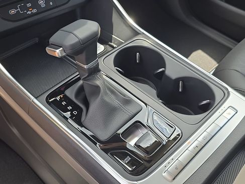New 2026 Kia Carnival EX FWD image 26