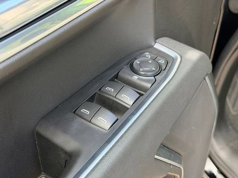 Used 2026 Chevrolet Silverado 1500 LT AWD/4WD image 14