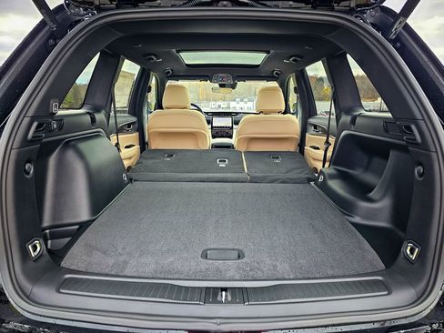 New 2025 Jeep Grand Cherokee Limited image 37