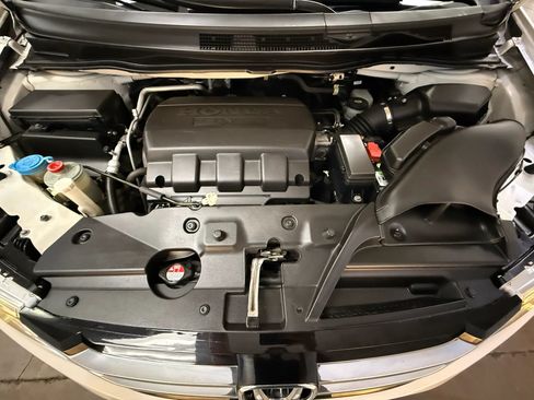 Used 2016 Honda Odyssey EX-L image 23