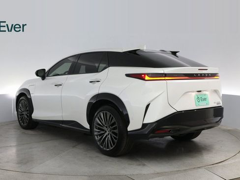 Used 2023 Lexus RZ 450e Premium w/ Accessory Package (P5) image 14