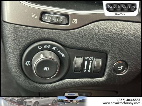 Used 2022 Jeep Cherokee Latitude Lux AWD/4WD image 15