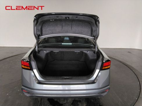 Used 2025 Nissan Altima 2.5 SV image 9