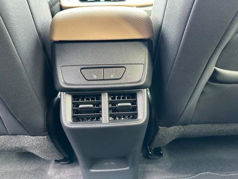 New 2026 Chevrolet Equinox ACTIV w/ Convenience Package III AWD/4WD image 22