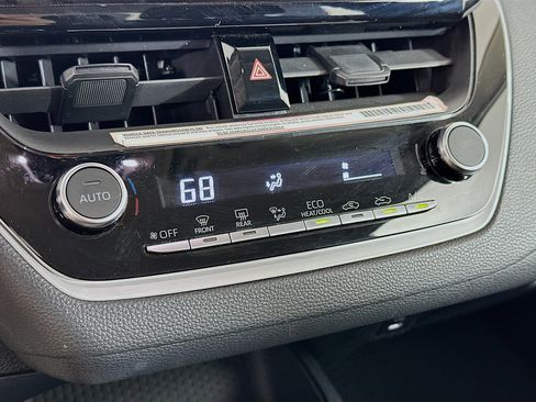 Used 2024 Toyota Corolla LE image 23