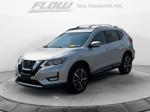 Used 2019 Nissan Rogue SL w/ Premium Package AWD/4WD image 4