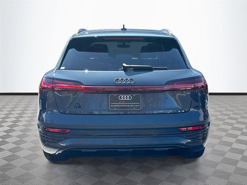 Certified 2024 Audi Q8 e-tron Premium image 6