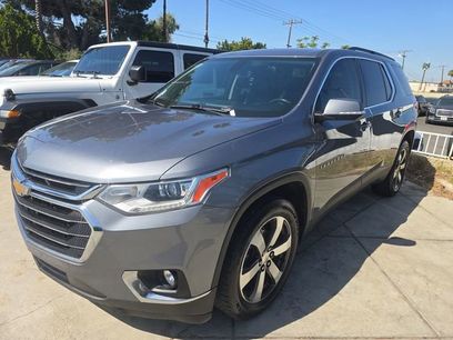 Used 2021 Chevrolet Traverse LT w/ LT Premium Package