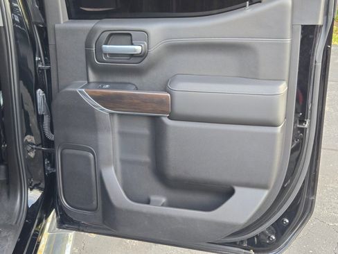 Used 2020 GMC Sierra 1500 SLT w/ SLT Premium Plus Package image 9