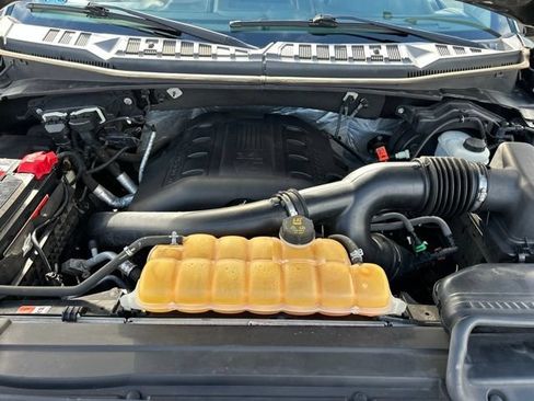 Used 2016 Ford F150 Lariat w/ Equipment Group 501A Mid AWD/4WD image 22