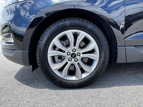 Used 2024 Ford Edge Titanium AWD/4WD image 7