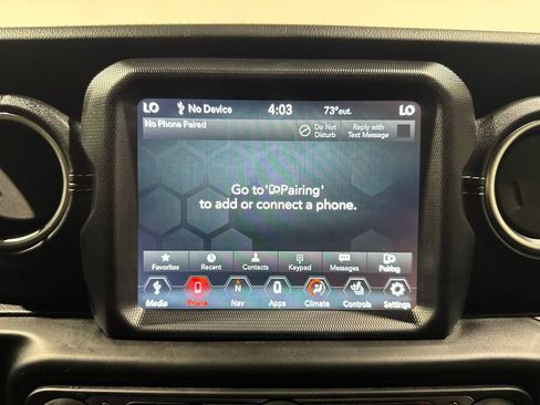 Used 2020 Jeep Wrangler Unlimited Sahara w/ Dual Top Group AWD/4WD image 13