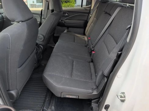Used 2021 Honda Ridgeline Sport image 19