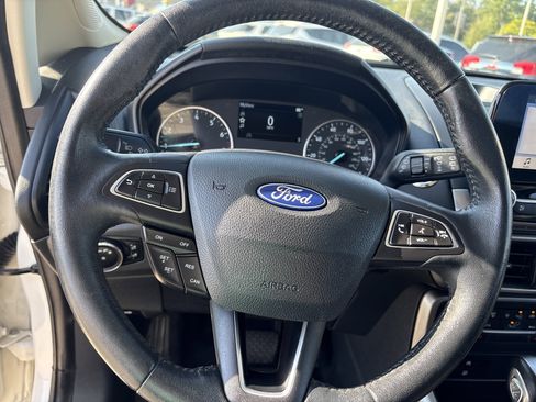 Used 2019 Ford EcoSport SE image 10