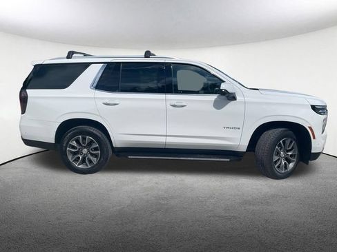 Used 2025 Chevrolet Tahoe LS AWD/4WD image 15