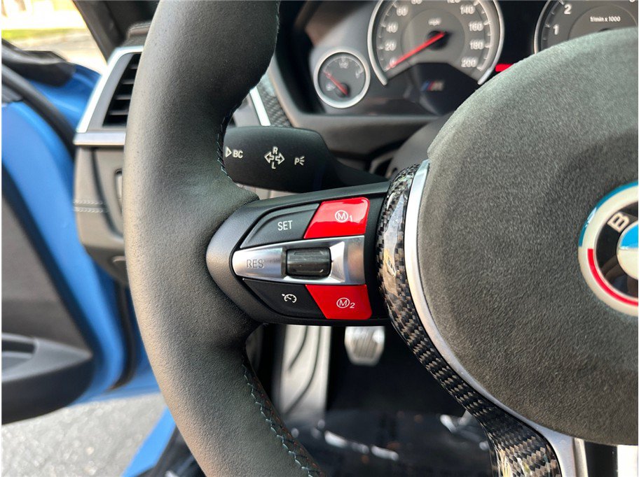 Used 2016 BMW M3 RWD image 29