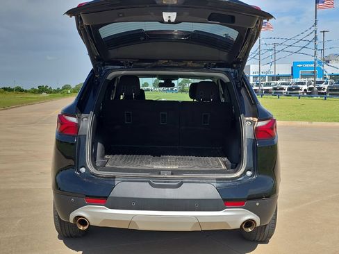 Used 2021 Chevrolet Blazer LT FWD image 12