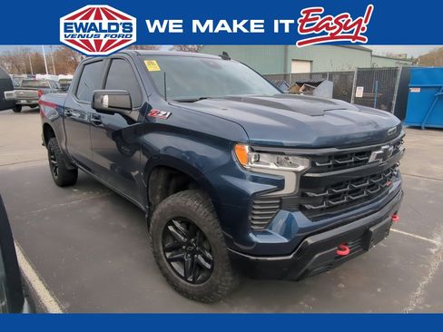 Used 2022 Chevrolet Silverado 1500 LT Trail Boss w/ Convenience Package II image 1