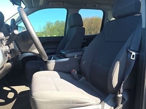 Used 2018 Chevrolet Silverado 1500 LT image 13