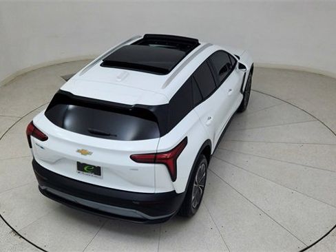 Used 2024 Chevrolet Blazer EV LT image 81