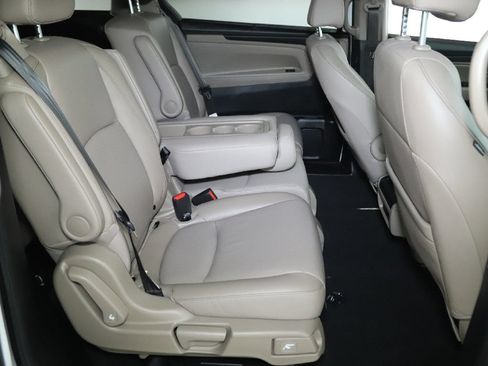 Used 2024 Honda Odyssey EX-L image 32