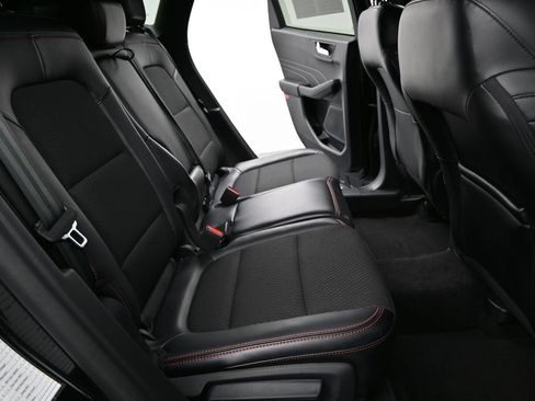 Used 2025 Ford Escape ST-Line FWD image 9