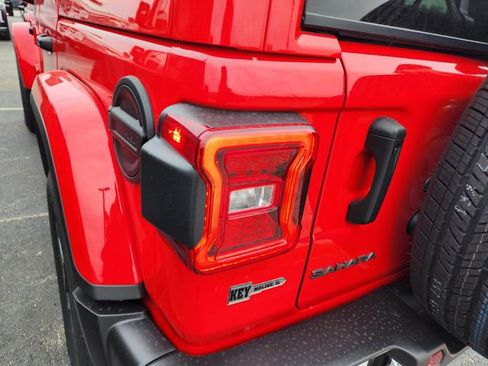 New 2026 Jeep Wrangler Unlimited Sahara AWD/4WD image 5