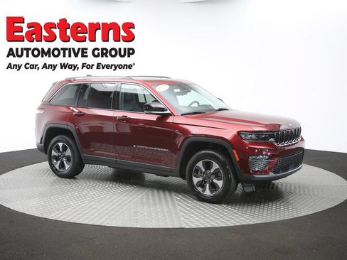 Used 2022 Jeep Grand Cherokee Limited 4xe w/ Luxury Tech Group II AWD/4WD image 52