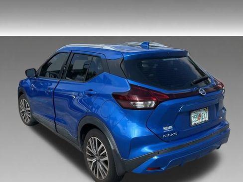 Used 2021 Nissan Kicks SV FWD image 4