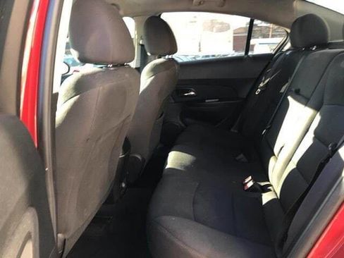 Used 2014 Chevrolet Cruze LT image 19