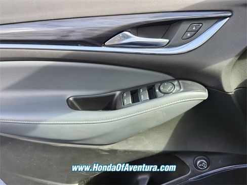 Used 2022 Buick Enclave Essence w/ Experience Buick Package image 28