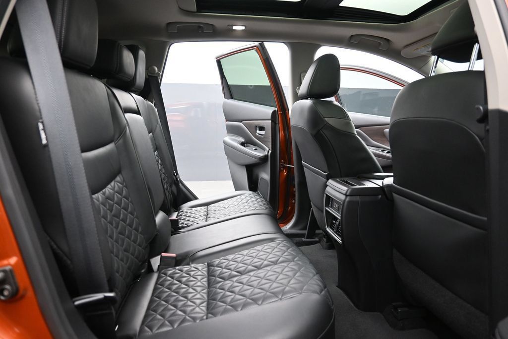 Used 2020 Nissan Murano Platinum AWD/4WD image 18