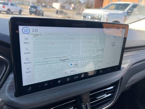 Certified 2023 Ford Escape Platinum w/ Premium Technology Package image 15