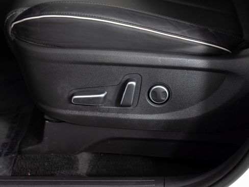 Used 2025 Hyundai Palisade SEL AWD/4WD image 16