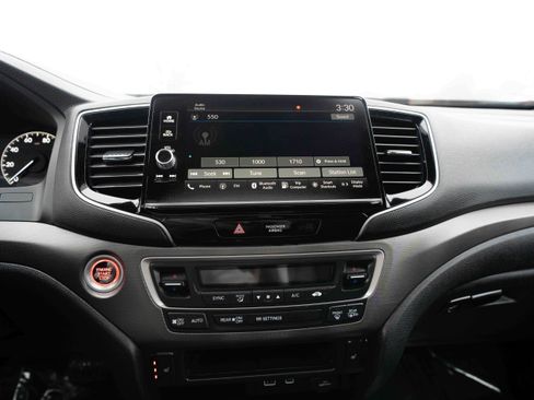 Certified 2025 Honda Ridgeline RTL image 17