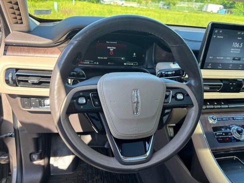 Used 2021 Lincoln Aviator Reserve w/ Equipment Group 201A AWD/4WD image 17