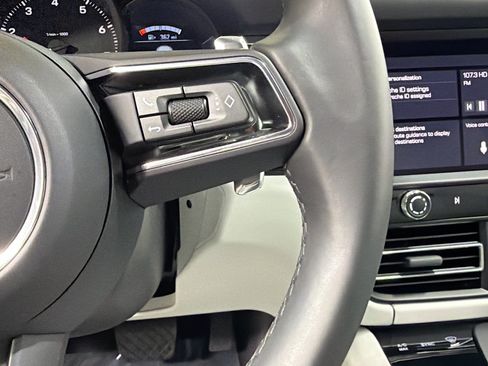 Certified 2026 Porsche Macan AWD/4WD image 37