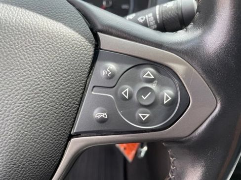 Used 2021 Chevrolet Colorado Z71 AWD/4WD image 29