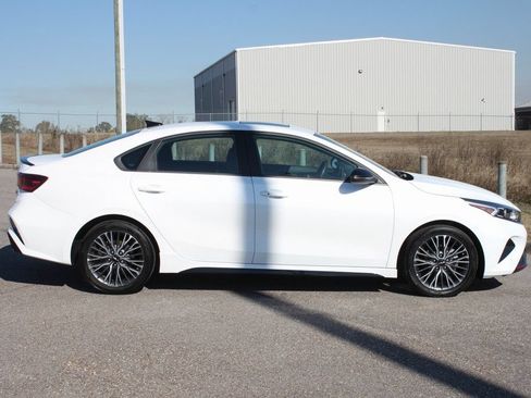 Used 2024 Kia Forte GT-Line w/ GT-Line Premium Package FWD image 19