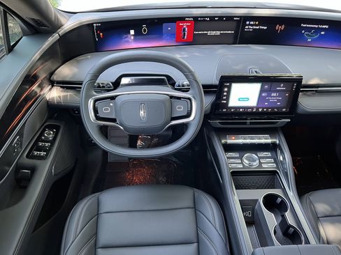 New 2025 Lincoln Nautilus Premier w/ Jet Appearance Package image 16