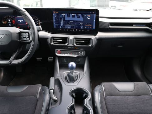 Used 2025 Ford Mustang Dark Horse image 22